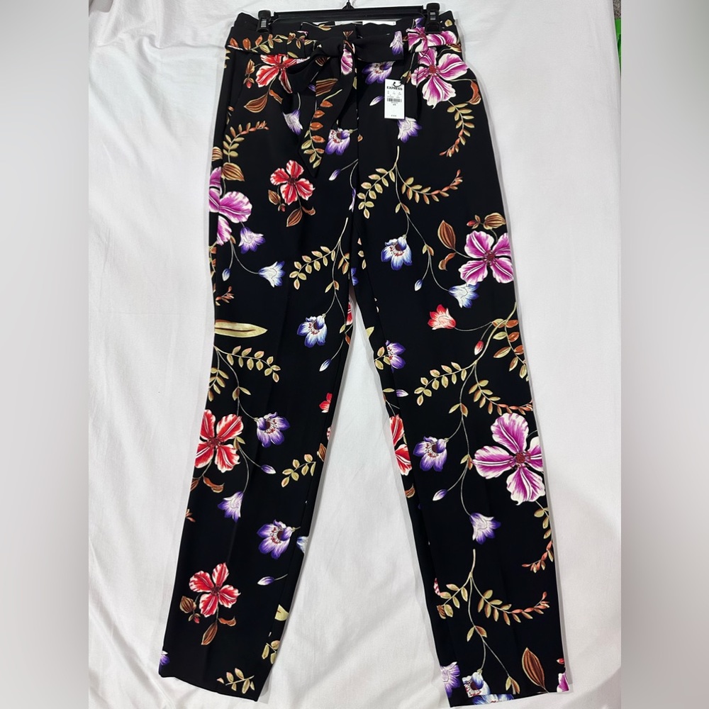 EXPRESS Black Floral Prints Ankle High Rise Pants